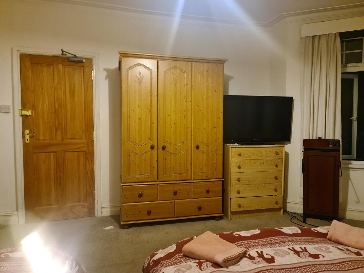 Triple Room,1467056201:JPEG
